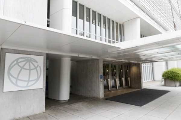 विकासशील देशों को वित्तीय नाजुकता से बढ़ते जोखिमों का सामना करना पड़ता है : विश्व बैंक